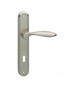 Intersteel Deurkruk George op schild sleutelgat 72 mm nikkel mat