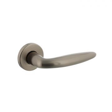Intersteel Deurkruk Sigaar op rozet nikkel mat